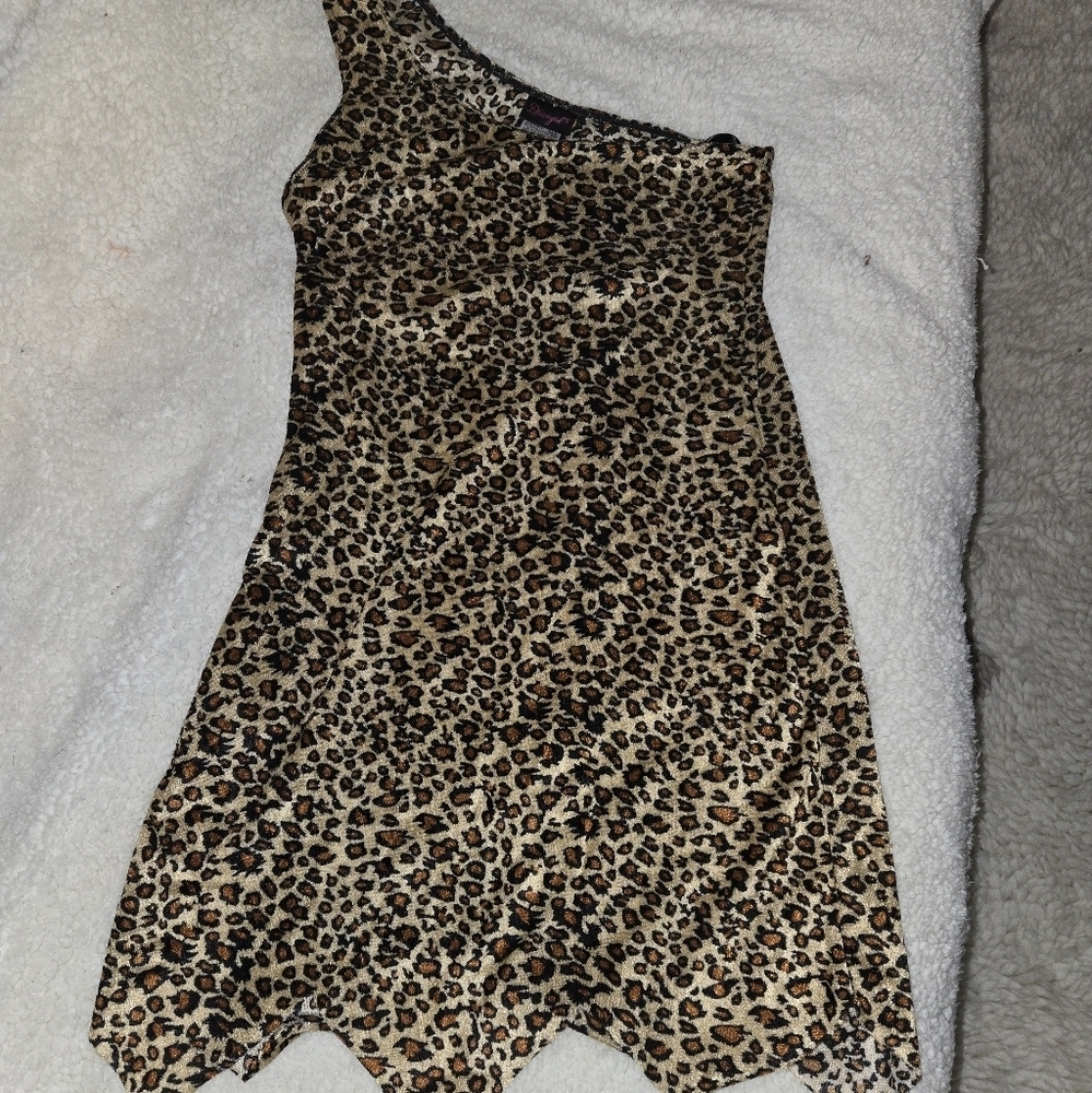 Costume - Picture 4 of 4